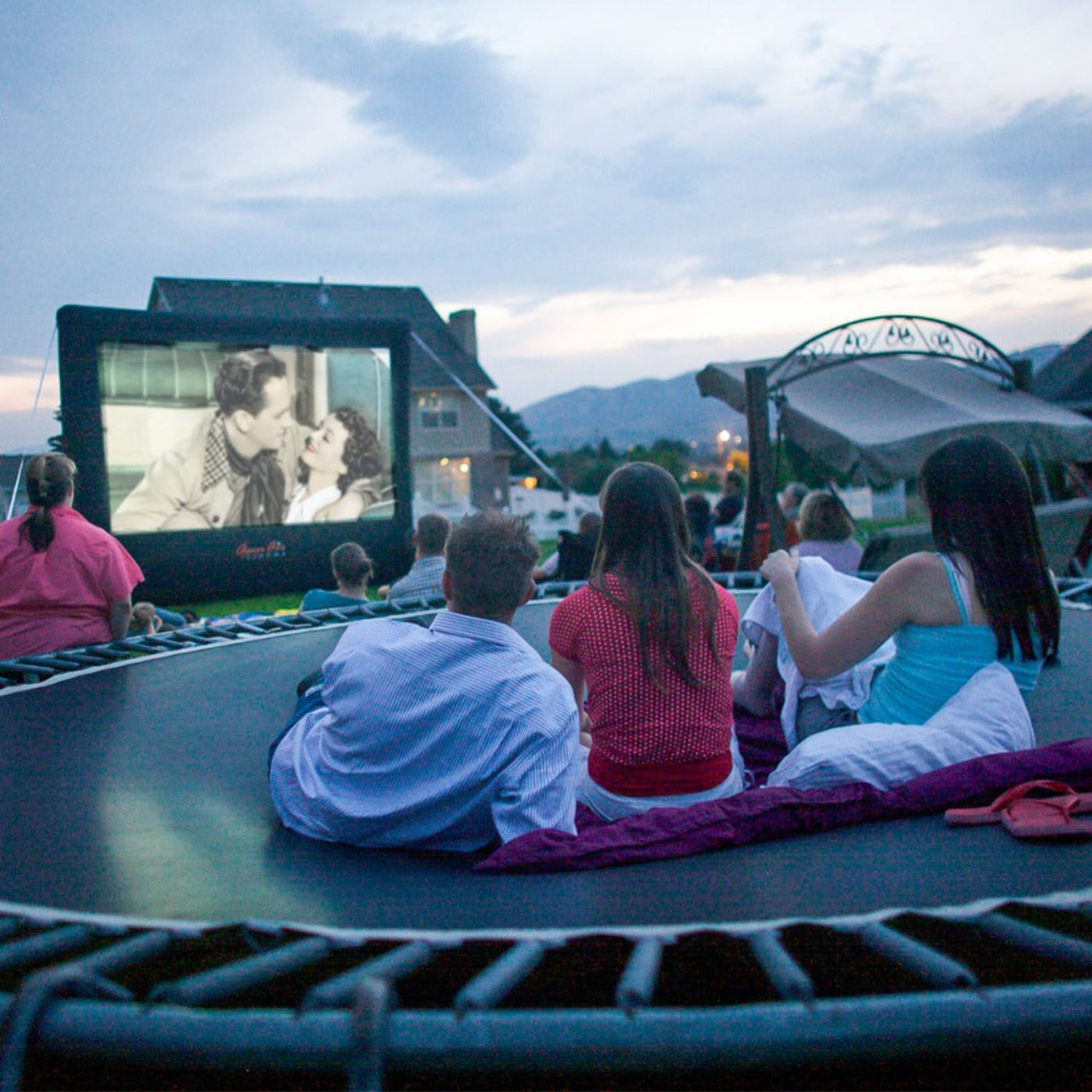 Open Air Cinema Home Outdoor Movie Screen Kit - H-9