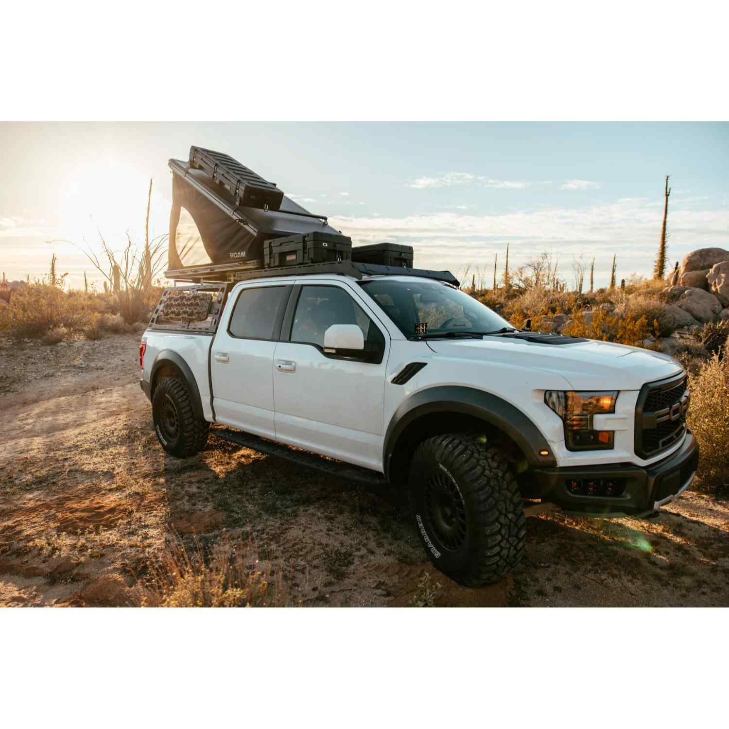 Roam Desperado Hardshell Rooftop Tent - ROAM-RTT-DSPRDO-SLATE-WB