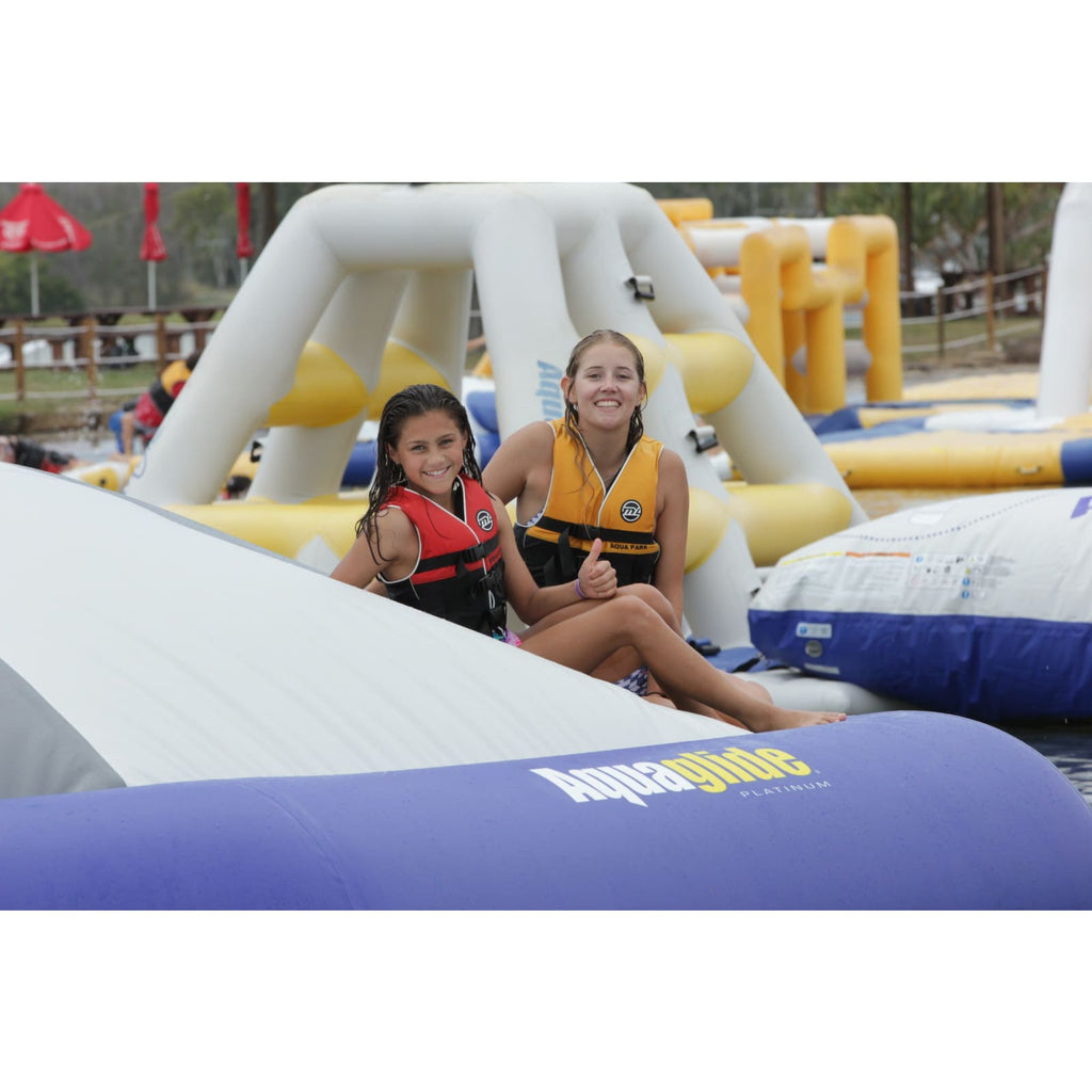 Aquaglide Kaos Gigantic Bouncing Dome - 585219660