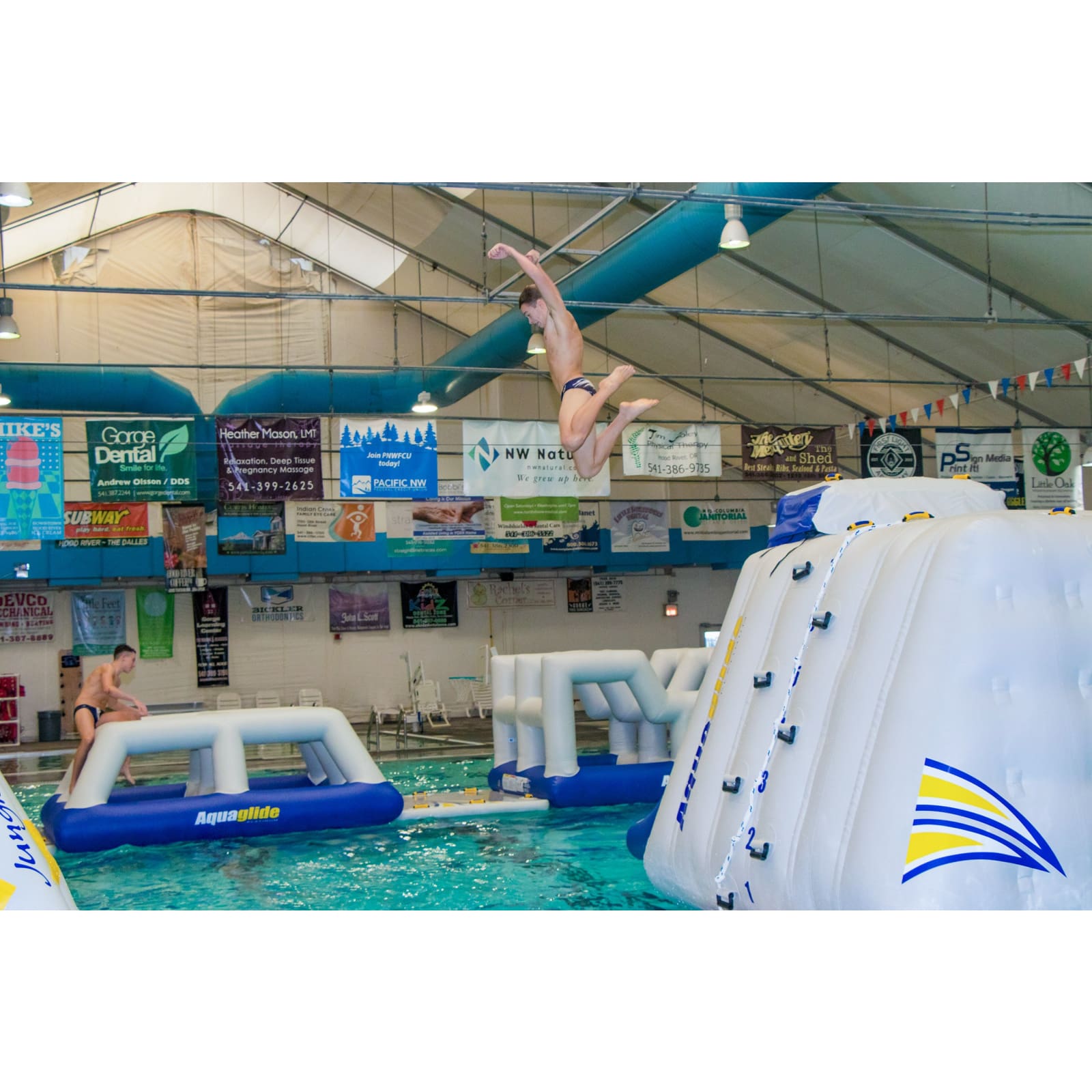Aquaglide King of the Mountain Climber and Slide (Set) - 585219620