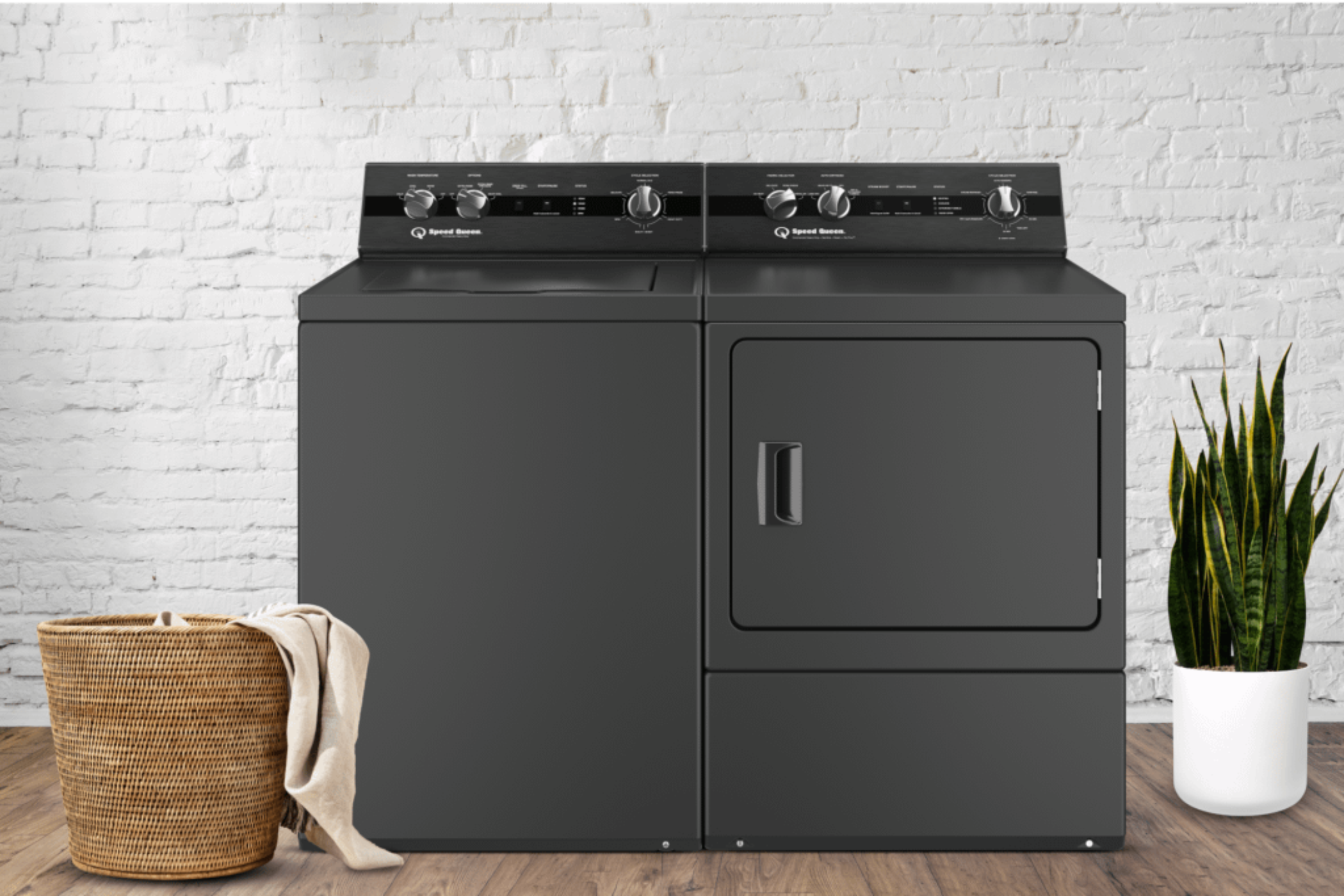 SPEED QUEEN DC5004BE DC5 Sanitizing Electric Dryer with Pet Plus Extended Tumble Steam  Black - DC5004BE