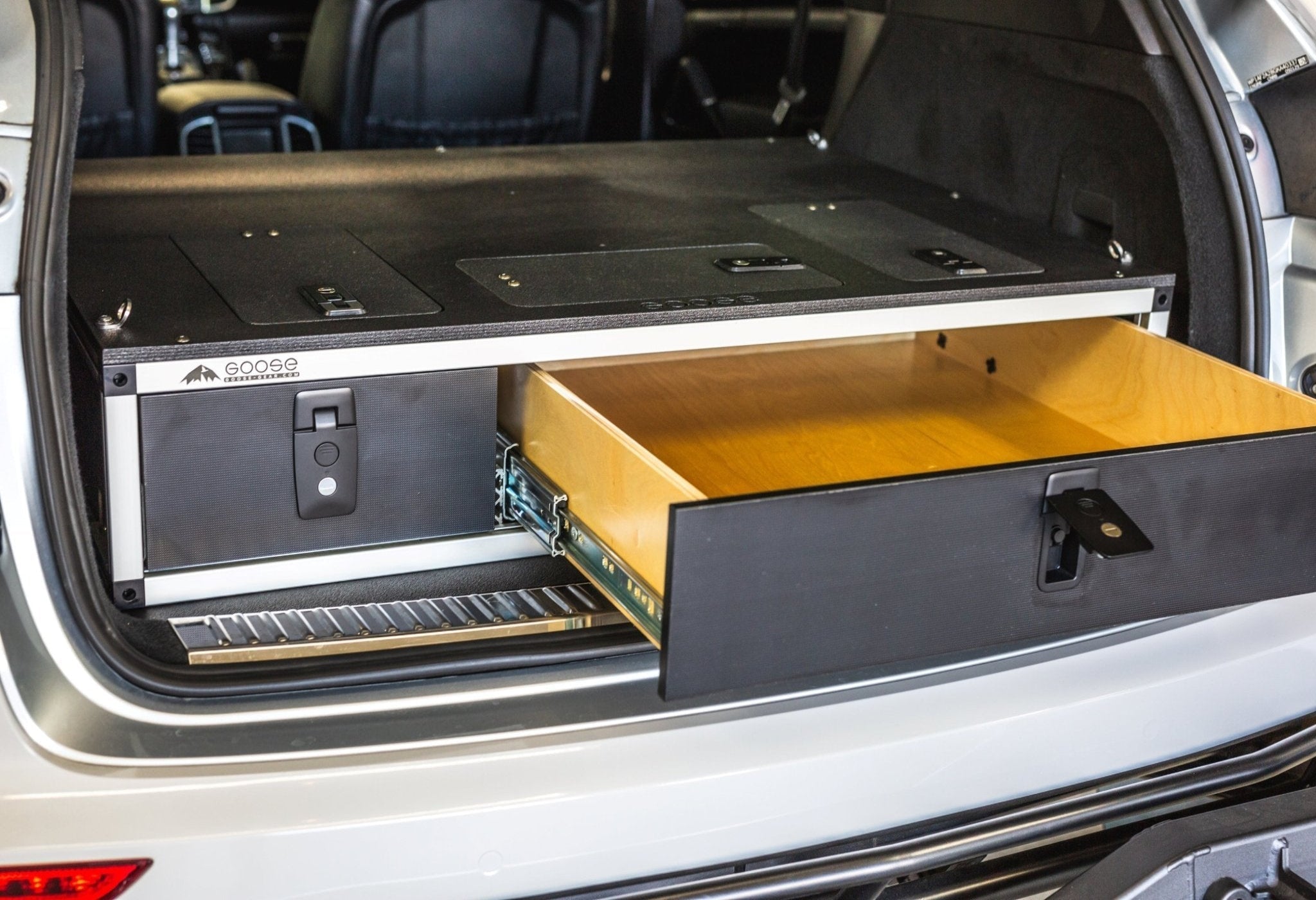 GOOSE GEAR Porsche Cayenne & Volkswagen Touareg 2011-2017 2nd Gen. - Side X Side Drawer Module with Fitted Top Plate - 2165-GGR-SH